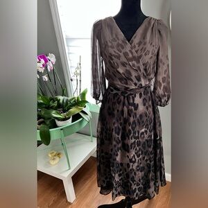 DKNY Beautiful Animal Print Dress  size 8 Coffee Lined Worn Once